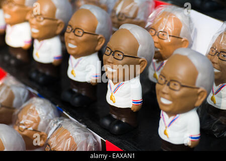 Figuren repräsentieren die Anti Demonstranten Regierungschef Suthep Thaugsuban, Lumpini Park, Bangkok, Thailand. Stockfoto