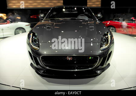 Jaguar F-Type Coupé Allrad-Antrieb R Credit: J Heroun/Fastback/Alamy Live-Nachrichten Stockfoto