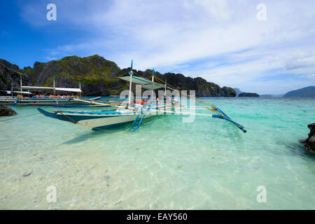 Boote, El Nido-Archipel, Philippinen Stockfoto