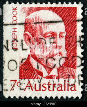 Australien - ca. 1971: Eine Briefmarke gedruckt in Australien zeigt Joseph Cook, ca. 1971 Stockfoto