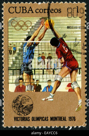 Kuba - ca. 1976: Eine Briefmarke gedruckt in Kuba zeigt Man Volleyball, ca. 1976 Stockfoto