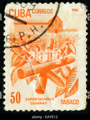 Kuba - CIRCA 1982: eine Briefmarke gedruckt in Kuba zeigt kubanische Exportprodukte: Tabak, mit Inschrift und den Namen der Serie "Cuban Stockfoto