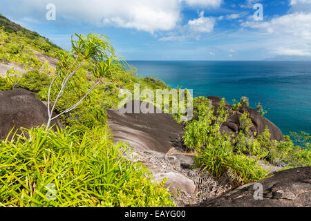 Blick von der Anse Major Trail auf der Westküste von Mahé, Seychellen Stockfoto