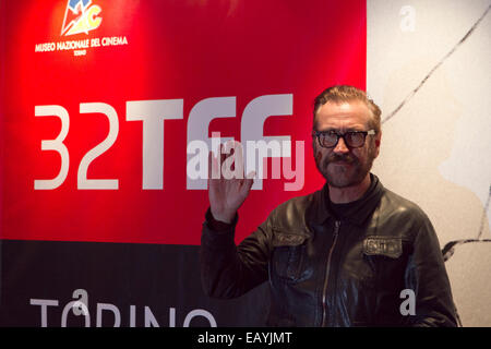 Turin, Italien. 21. November 2014. Italienischer Schauspieler Marco Giallini kommt am Eröffnungsabend des 32. Torino Film Festival. Stockfoto