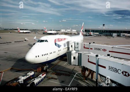 British Airways Jumbo Jet 747 Parken am Flughafen Heathrow Stockfoto