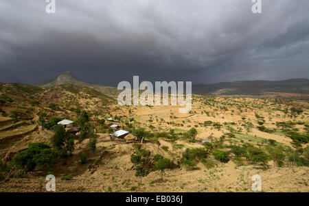 Blick auf die trockenen Länder von Tigray, Nordäthiopien Stockfoto