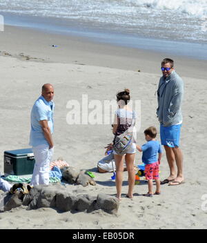 Vin Diesel Dreharbeiten letzte Szenen für "Fast and Furious 7" in Malib Ca. mit co-Sterne Tyrese Gibson, herumalbern mit dem Schauspieler am Set gesehen wurde. Ludacris, Michelle Rodriguez und Jordana Brewster guter Freund wurde auch die Teilnahme für die Szene. Paul Stockfoto