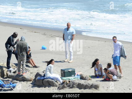Vin Diesel Dreharbeiten letzte Szenen für "Fast and Furious 7" in Malib Ca. mit co-Sterne Tyrese Gibson, herumalbern mit dem Schauspieler am Set gesehen wurde. Ludacris, Michelle Rodriguez und Jordana Brewster guter Freund wurde auch die Teilnahme für die Szene. Paul Stockfoto