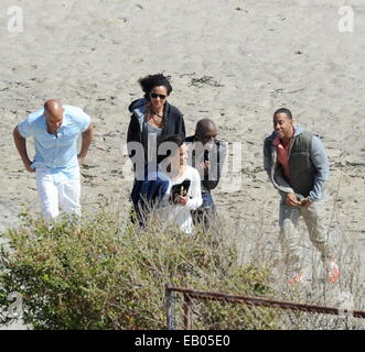 Vin Diesel Dreharbeiten letzte Szenen für "Fast and Furious 7" in Malib Ca. mit co-Sterne Tyrese Gibson, herumalbern mit dem Schauspieler am Set gesehen wurde. Ludacris, Michelle Rodriguez und Jordana Brewster guter Freund wurde auch die Teilnahme für die Szene. Paul Stockfoto