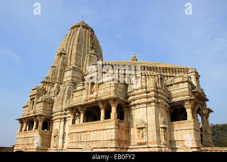 Architektonisch schönen Kumbha Shyam Tempel in der Nähe von Vijay Sthambh (Sieg-Turm), Chittorgarh Fort, Rajasthan, Ind Stockfoto