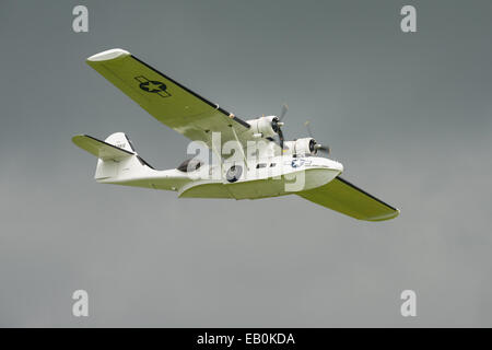 Biggleswade, UK - 29. Juni 2014: Consolidated Catalina PBY5A, "Miss Pickup" an der Shuttleworth Collection air Show. Stockfoto