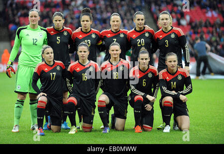 London, UK. 23. November 2014. Deutschland-Team Gruppe.-Womens International Fußball - England Vs Deutschland - Wembley Stadium - London, England - 23rdNovember 2014 - Bild Robin Parker/Sportimage. Bildnachweis: Csm/Alamy Live-Nachrichten Stockfoto