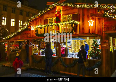 Weihnachtsmarkt Auf Dem Hbro Plads, Buchforst, Kopenhagen, Region Hovedstaden, Dänemark, Europa Stockfoto