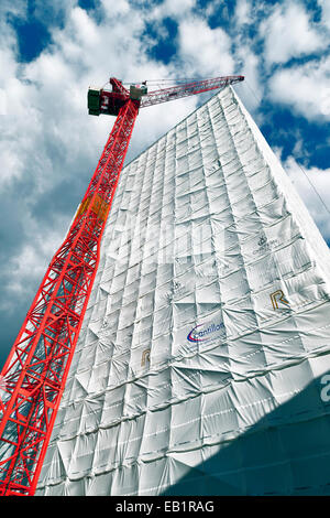 Rot-Kran, Remodeling In Arbeit, Chiltern Street & Paddington Street, Marylebone, London, England, UK Stockfoto