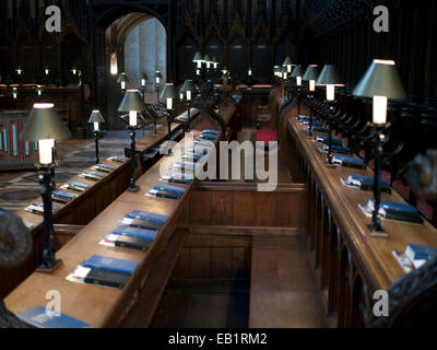 Chorgestühl der Kathedrale von Gloucester, Gloucestershire, UK Stockfoto