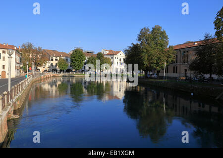 Fluss Sile, Riviera Garibaldi, Treviso, Italien, Veneto. Stockfoto