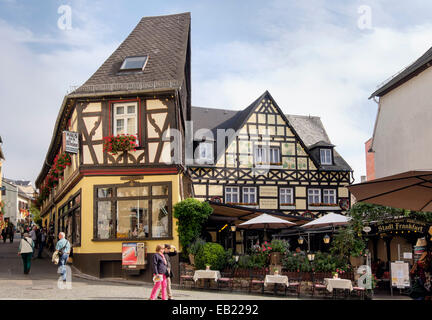 Fachwerkhaus aus dem 17. und 18. Jahrhundert Gebäude und Stadt Frankfurt-Café-Restaurant im historischen alten Stadt Rüdesheim am Rhein Deutschland Stockfoto