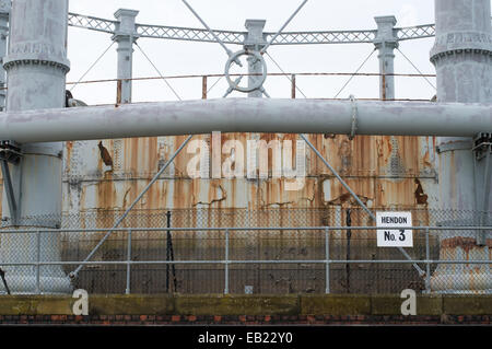 Detailansicht der Viktorianischen Gasometer in Hendon, Sunderland, North East England Großbritannien Stockfoto