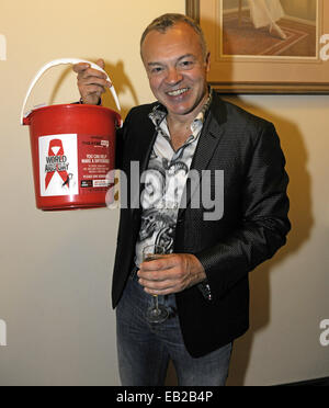 West End Eurovision - 7. MAD Vertrauen HIV/AIDS-Charity-Nacht Featuring: Graham Norton Where: London, Vereinigtes Königreich bei: 22. Mai 2014 Stockfoto