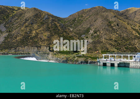 Dam, auf die die Waitaki River, Kurow, Otago Region, Neuseeland Stockfoto