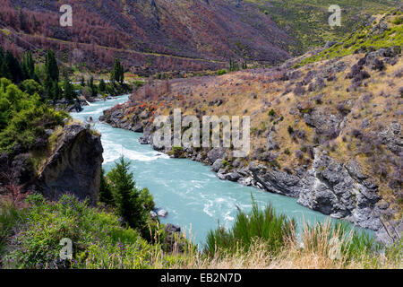 Kawarau River in der Kawarau-Schlucht, Otago Region, Neuseeland Stockfoto