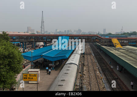 New Delhi Railway Station, New Delhi, Delhi, Indien Stockfoto