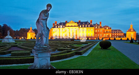 Schloss Nordkirchen-Schloss mit Schlossgarten, Nordkirchen, Münsterland, Nordrhein-Westfalen, Deutschland Stockfoto