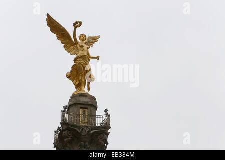 El Ángel De La Independencia oder The Angel of Independence, Skulptur von Victoria, der Göttin des Sieges, Mexiko-Stadt Stockfoto