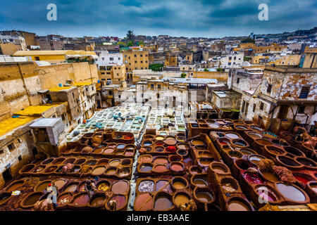 Marokko, Fes, Medina, Gerbereien souk Stockfoto