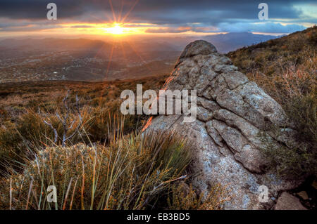 Blick auf den Sonnenuntergang vom Viejas Mountain, Cleveland National Forest California, USA Stockfoto