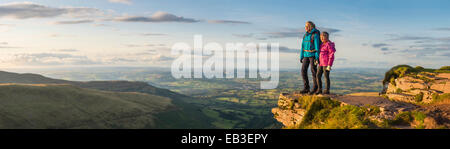 Panorama mit Blick auf abgelegenen Landschaft Wanderer Stockfoto