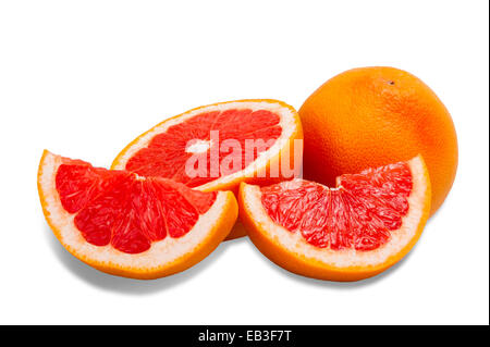 Reife Grapefruit in Scheiben geschnitten isolierten auf weißen Hintergrund Stockfoto