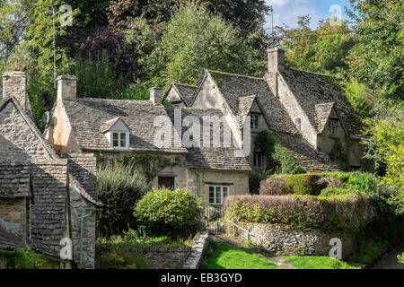 Ferienhäuser auf peinliche Hill Arlington Row Bibury Gloucestershire England Stockfoto