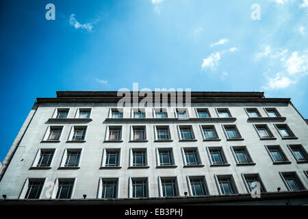 Spitze eines Bürogebäudes, Financial District in einer modernen Stadt Stockfoto