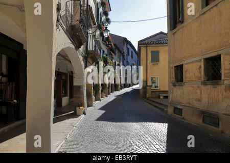 Über Browning Street, Asolo, Italien, Veneto. Stockfoto