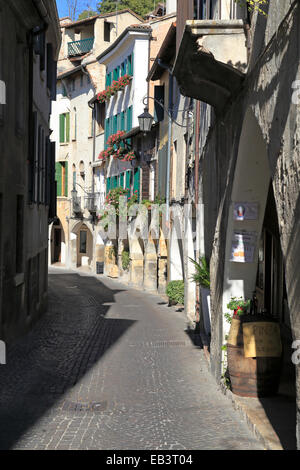 Über Browning Street, Asolo, Italien, Veneto. Stockfoto