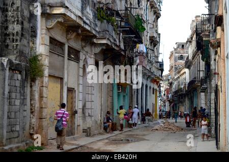 Die Straßen von Centro Habana / Habana Vieja Bezirke von Havanna, Kuba Stockfoto