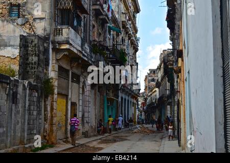 Die Straßen von Centro Habana / Habana Vieja Bezirke von Havanna, Kuba Stockfoto