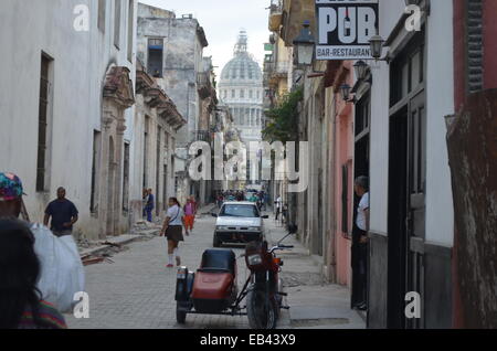 Die Straßen von Centro Habana / Habana Vieja Bezirke von Havanna, Kuba Stockfoto