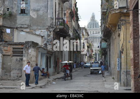 Die Straßen von Centro Habana / Habana Vieja Bezirke von Havanna, Kuba Stockfoto