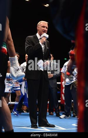 Kanagawa, Japan. 22. November 2014. Jimmy Lennon, Jr. Boxen: Ringsprecher Jimmy Lennon, Jr. spricht vor dem WBC Fliegengewicht Titelkampf in Yokohama International Swimming Pool in Kanagawa, Japan. © Hiroaki Yamaguchi/AFLO/Alamy Live-Nachrichten Stockfoto