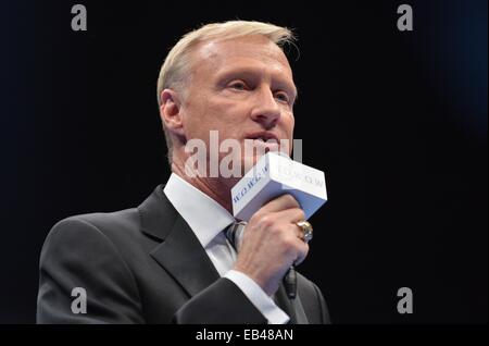 Kanagawa, Japan. 22. November 2014. Jimmy Lennon, Jr. Boxen: Ringsprecher Jimmy Lennon, Jr. spricht vor dem WBC Fliegengewicht Titelkampf in Yokohama International Swimming Pool in Kanagawa, Japan. © Hiroaki Yamaguchi/AFLO/Alamy Live-Nachrichten Stockfoto