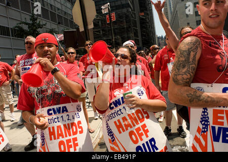 New York, NY soll 26. Juli 2008 - Verizon Arbeiter Rally - eine Woche vor ihrem Vertrag auslaufen, Mitglieder der Kommunikation W Stockfoto