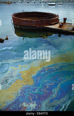 Ölpest aus Schlachtschiff USS Arizona Wrack versenkt 1941 Pearl Harbour Angriff, Pearl Harbor, Honolulu, Oahu, USA Stockfoto