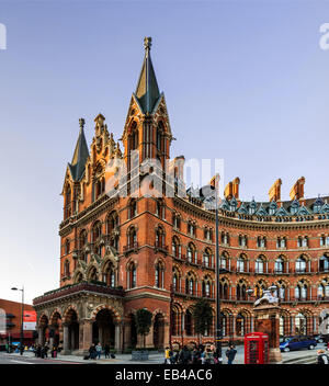 London St Pancras Bahnhof und Renaissance London Hotel von George Gilbert Scott Stockfoto