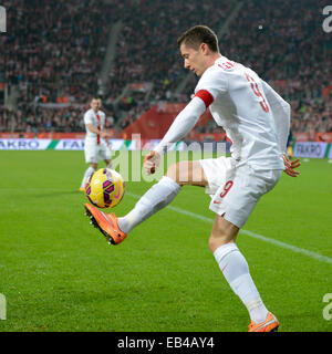 WROCLAW, Polen - 18. November 2014: Robert Lewandowski in Aktion im Spiel Polen - Schweiz 2:2. Stockfoto