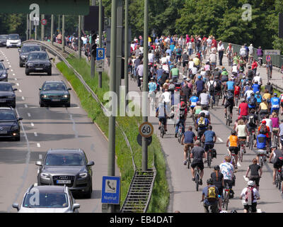 München, Deutschland: 3. August 2014 BR Radltour Bike Fahrrad Zyklustag Veranstaltung Deutschland. Dies ist eine jährliche Sportveranstaltung, organisiert von Bavari Stockfoto