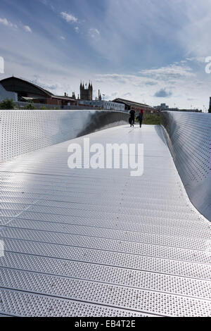 Niall McLaughlin Architekten gewann einen Wettbewerb zur Gestaltung des TQ2-Steg in der Nähe von Bristol Temple Meads Station, UK Stockfoto