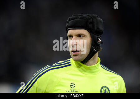 Gelsenkirchen, Deutschland. 25. November 2014. UEFA Champions League 2014/2015 Gruppe Phase Spieltag 5, FC Schalke 04 (S04) vs. FC Chelsea---Petr Cech Credit: Kolvenbach/Alamy Live-Nachrichten Stockfoto