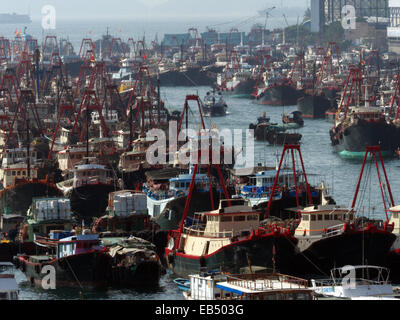 China Hong Kong Aberdeen Tierheim Hafen Hafen chinesische Dschunke Angelboote/Fischerboote Stockfoto